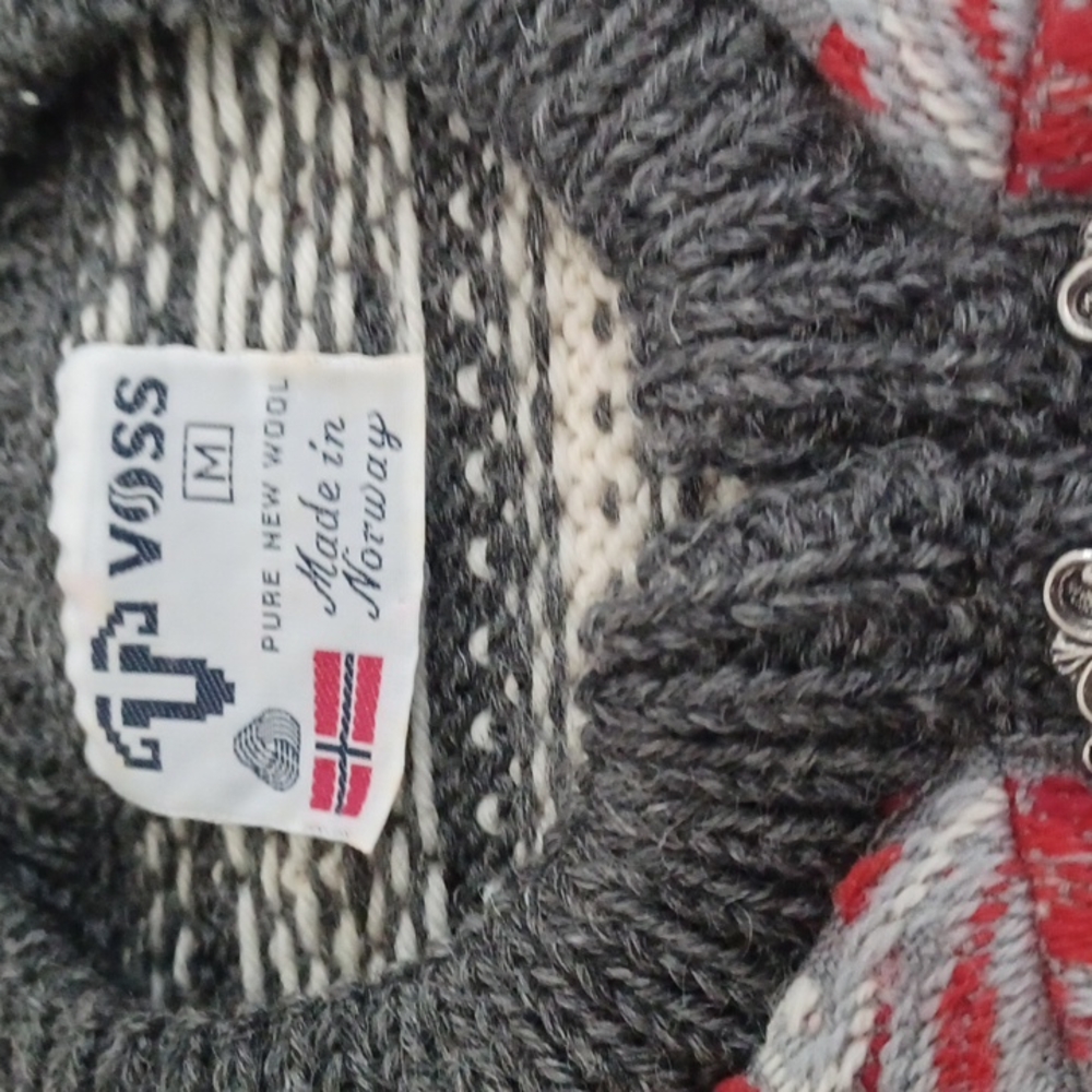 Vintage Voss Pure Wool Sweater - Picture 2 of 5